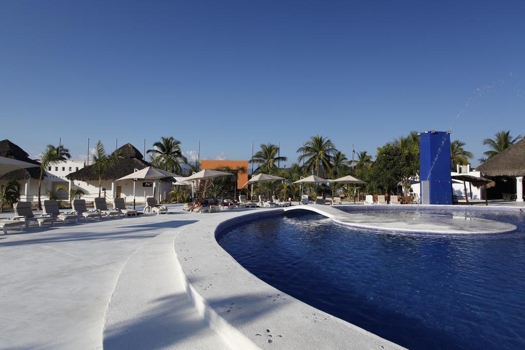 La Isla Huatulco Hotel Екстериор снимка